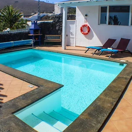 Cactus Piscina Climatizada Вилла