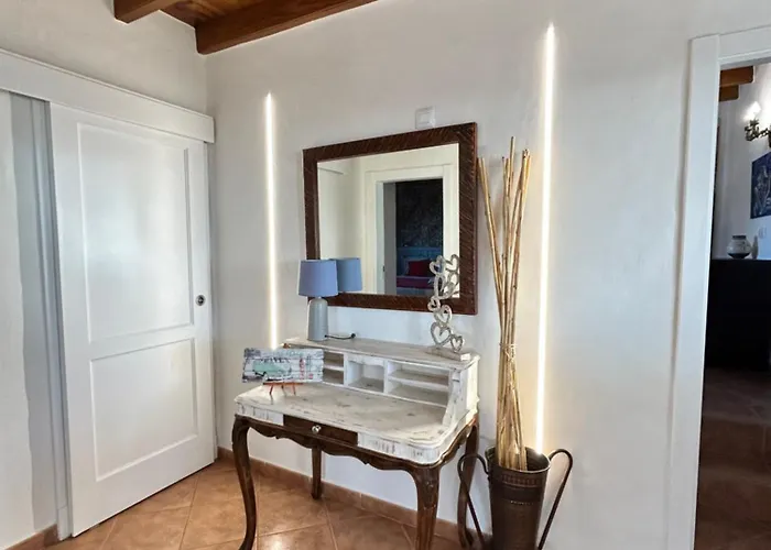 Cactus Piscina Climatizada Villa La Asomada (Lanzarote)