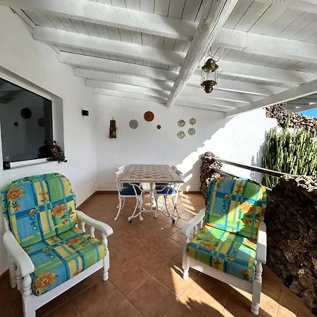 Cactus Piscina Climatizada Villa La Asomada (Lanzarote)